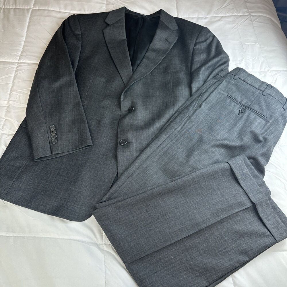 Hart Schaffner Marx 2 piece Suit Mens 46R Grey Wool Pleated Cuffed Pants
